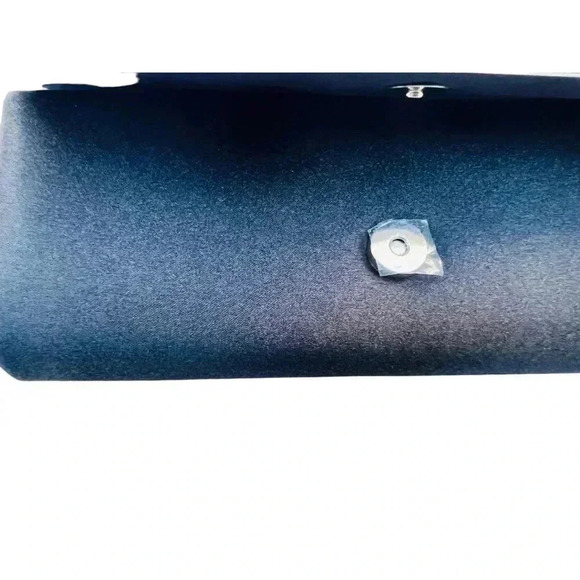 WOMEN’S ELEGANT SPECIAL OCCASION BLACK SATIN CLUTCH•MEDIUM SIZE CLUTCH•LIKE NEW• - Picture 5 of 9